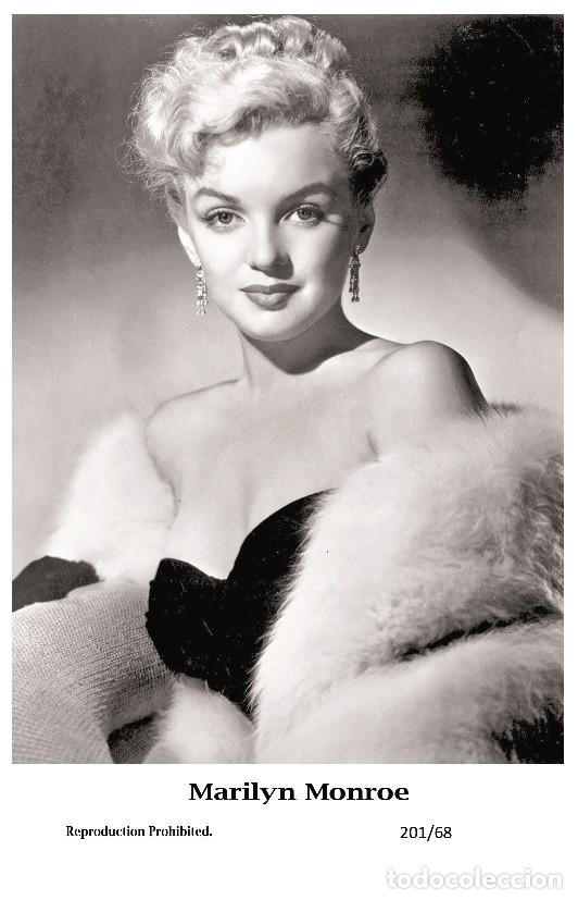 Cine: MARILYN MONROE - Film star Pin Up PHOTO POSTCARD - 201-68 Swiftsure Postcard