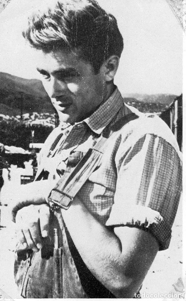 Cine: JAMES DEAN - 18CM X 11,5CM 1982