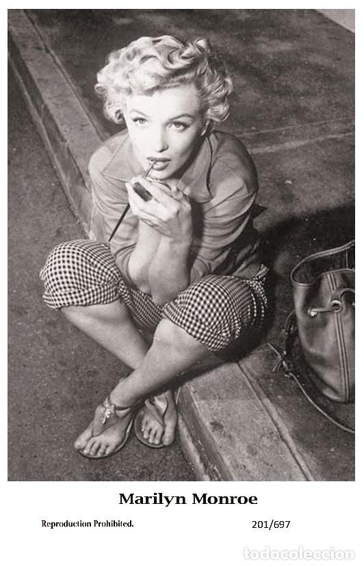 Cine: MARILYN MONROE - Film star Pin Up PHOTO POSTCARD - 201-697 Swiftsure Postcard