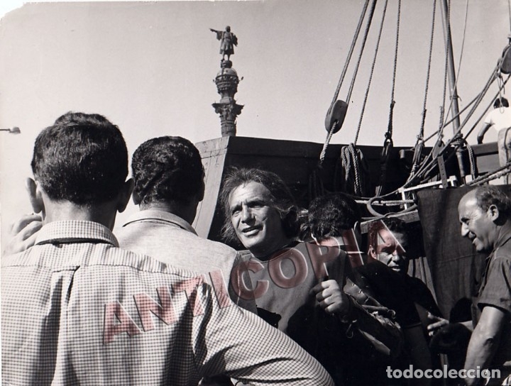 Cine: FOTOGRAFIA DEL EQUIPO TECNICO Y ARTISTICO DE ''CRISTOBAL COLON'' 1968