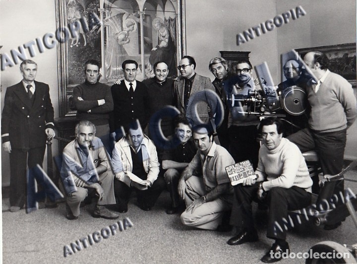 Cine: FOTO ORIGINAL DEL EQUIPO DE TECNICOS DEL DOCUMENTAL ''EL MUSEO DEL PRADO'' 1980 DE JACINTO MOLINA