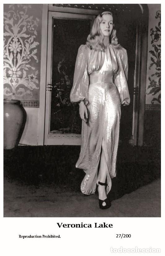 Cine: VERONICA LAKE - Film star Pin Up PHOTO POSTCARD- Publisher Swiftsure 2000 (27/200)