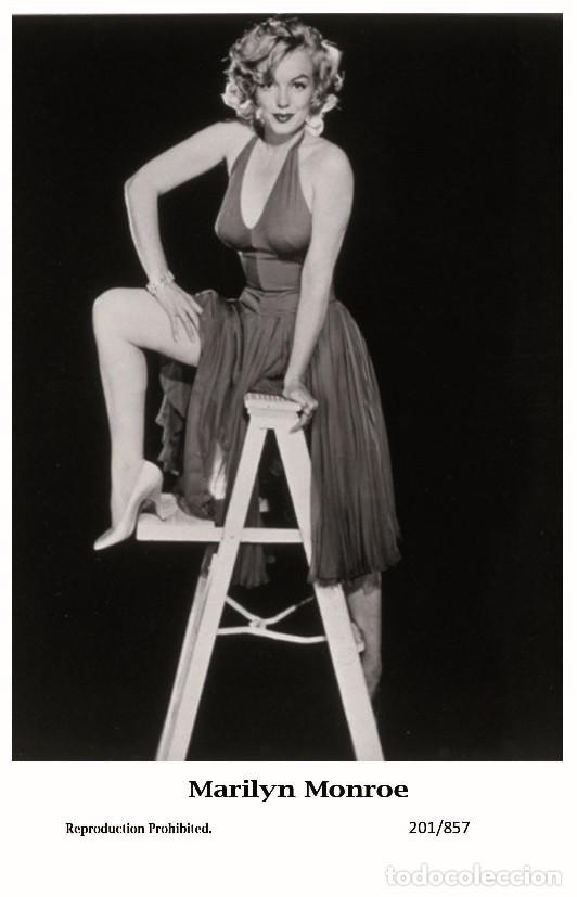 Cine: MARILYN MONROE - Film star Pin Up PHOTO POSTCARD- Publisher Swiftsure 2000 (201/857)