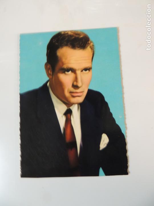 Cine: charlton heston - postal en color troquelada
