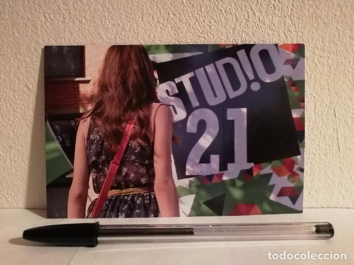 Cine: TARJETA ORIGINAL -10*15- VIOLETTA - WALT DISNEY - PANINI - NUMERO 35