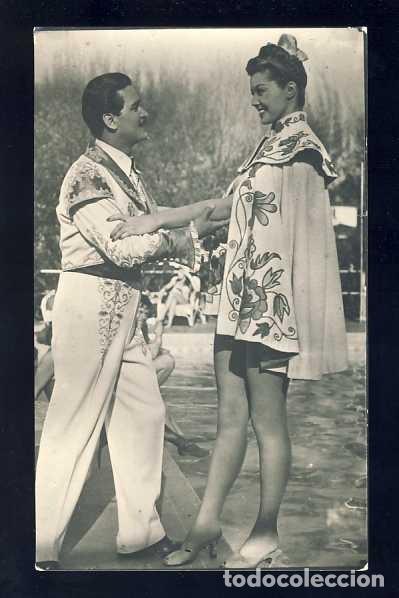 Cine: Foto-Postal de artista de cine: ESTHER WILLIAMS Y CARLOS RAMIREZ (num. 576)