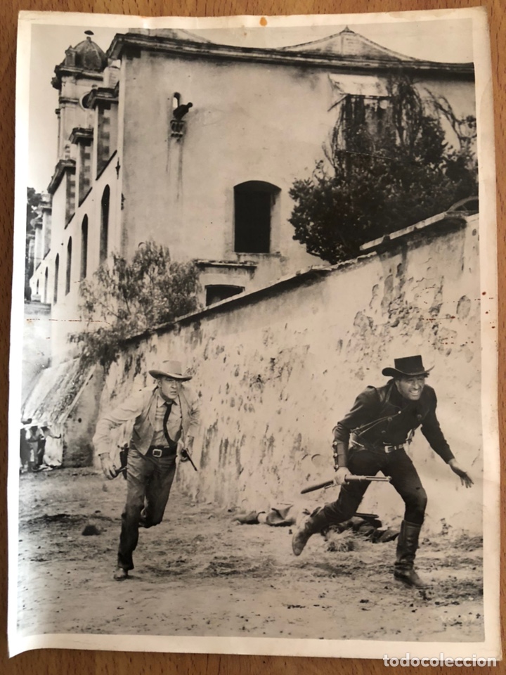 Cine: Foto original de burt lancaster y gary cooper en Veracruz 24 x 18 cm