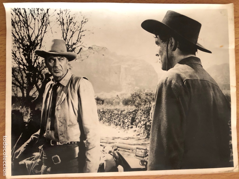 Cine: Foto original de burt lancaster y gary cooper en Veracruz 24 x 18 cm