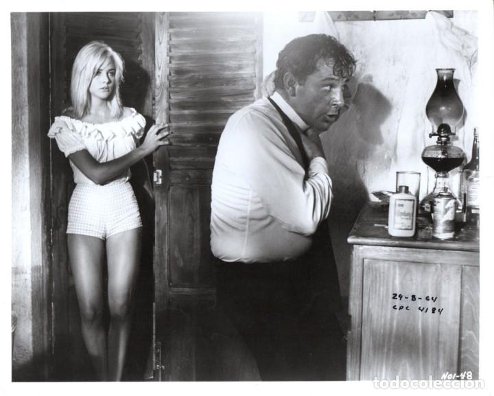 Cinema: Lote 21 fotograf&iacute;as de escenas de cine en blanco y negro