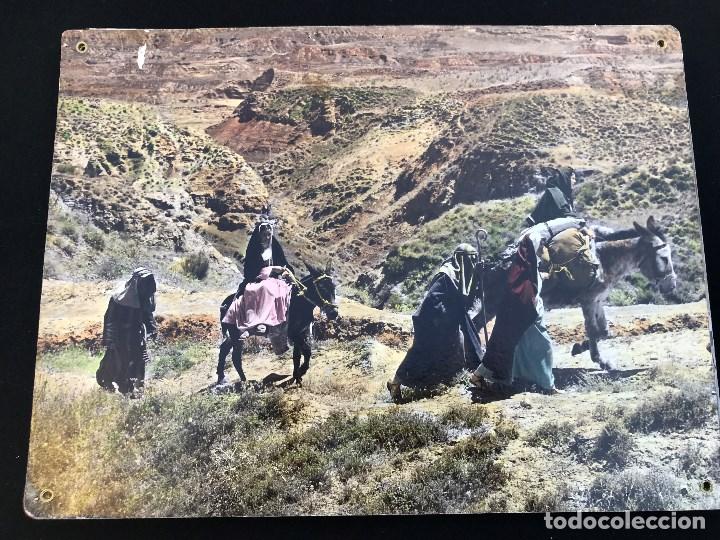 Cine: R130- ANTIGUO CARTEL EN CARTON DE FOTOGRAMA DE UNA PELICULA - RELIGIOSA - NO SE EL TITULO