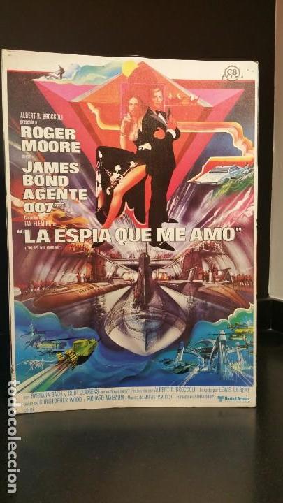Cine: Fotocromos de la pel&iacute;cula La esp&iacute;a que me am&oacute;. James Bond. Juego de 9 fotos