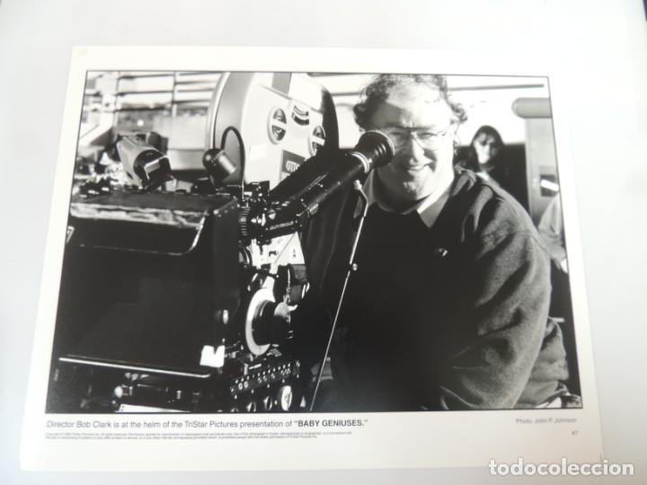 Cine: bob clark - foto b/n original filmmaker director movie camera - Unos peques geniales baby geniuses