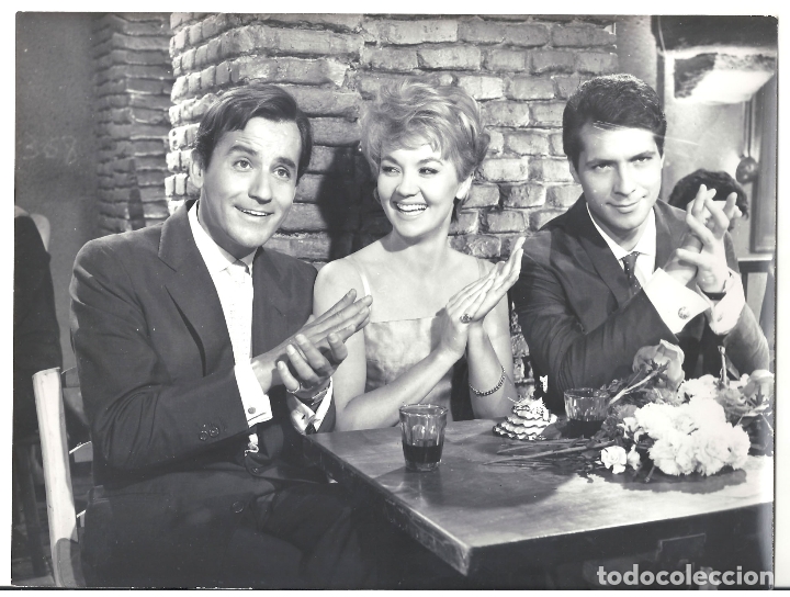 Kino: F29841 LISELOTTE PULVER ALBERTO DE MENDOZA UNA CHICA CASI FORMAL FOTO B/N ORIGINAL ESPA&Ntilde;OLA