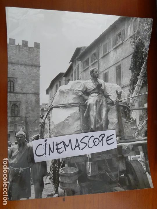 Cine: el tormento y el extasis charlton heston foto original antigua descanso rodaje