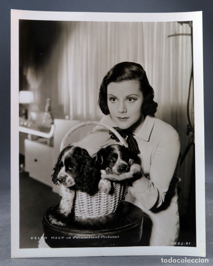 Cine: Foto original prensa Helen Mack Paramount posando con dos perritos a&ntilde;os 30 26 cm x 20 cm