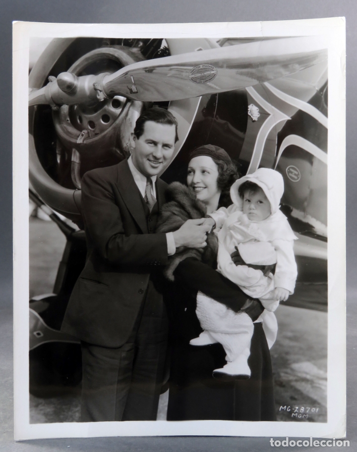 Cin&eacute;ma: Foto original prensa Ben Lyon con su esposa Bebe Daniels y su hija B&aacute;rbara a&ntilde;os 30 26 cm x 20 cm