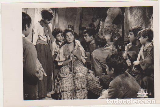Cine: Fotograf&iacute;a Cifesa (12x18) Carmen Sevilla en Un Caballero andaluz