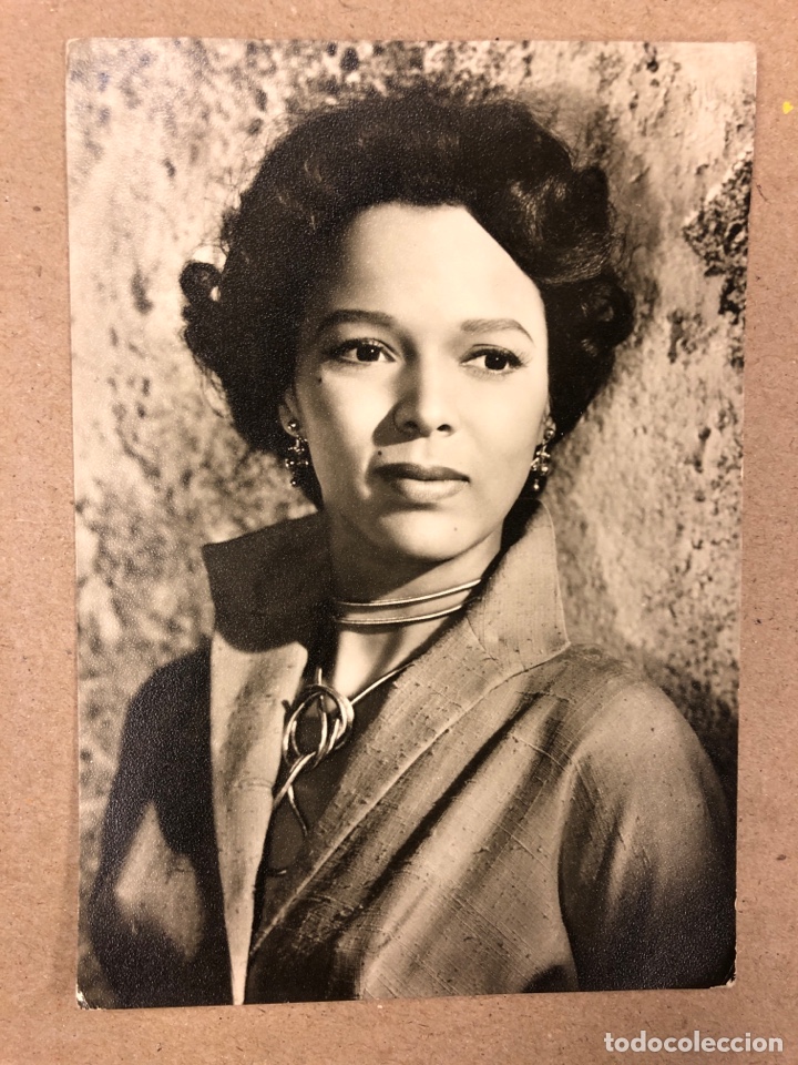 Cinema: DOROTHY DANDRIDGE. FOTO POSTAL EN B/N UFA. 10,5 x 15 Cms. SIN CIRCULAR.