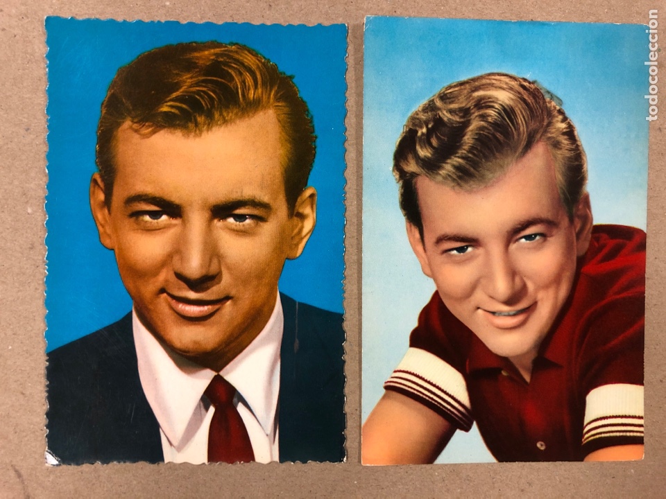 Cinema: BOBBY DARIN. 2 FOTO POSTALES EN COLOR EDICIONES RAKER. SIN CIRCULAR. 10,2 x 15 Cms.