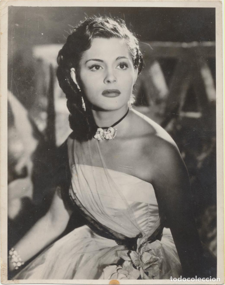 Cine: Paquita Rico. Fotograf&iacute;a (11,5x8,5) Dedicada y firmada por paquita Rico
