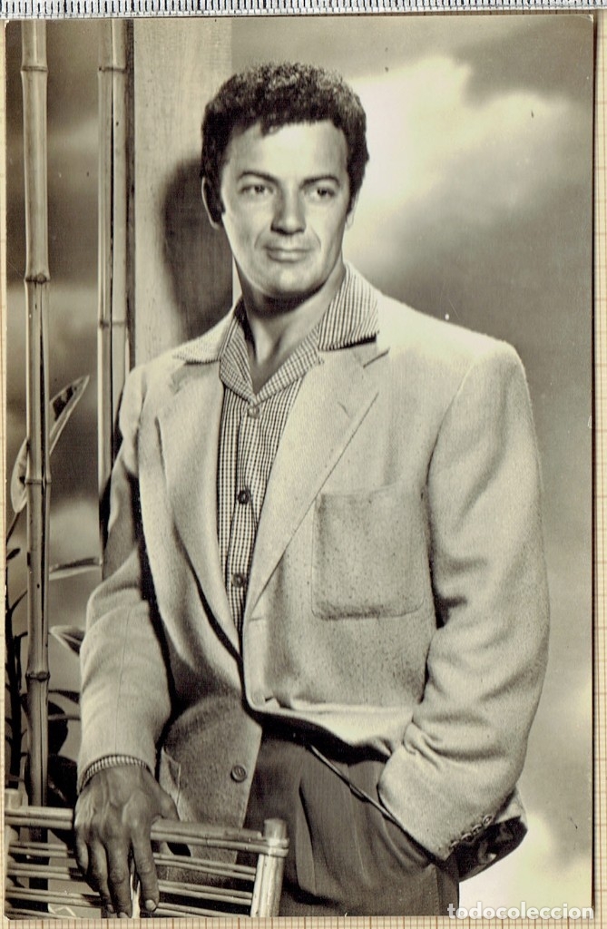 Cinema: FOTO POSTAL CORNEL WILDE - 195X.