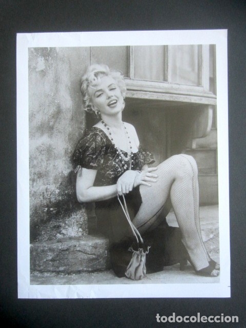 Cine: ANTIGUA FOTOGRAF&Iacute;A DE MARILYN MONROE. 25,5 X 20 CM.
