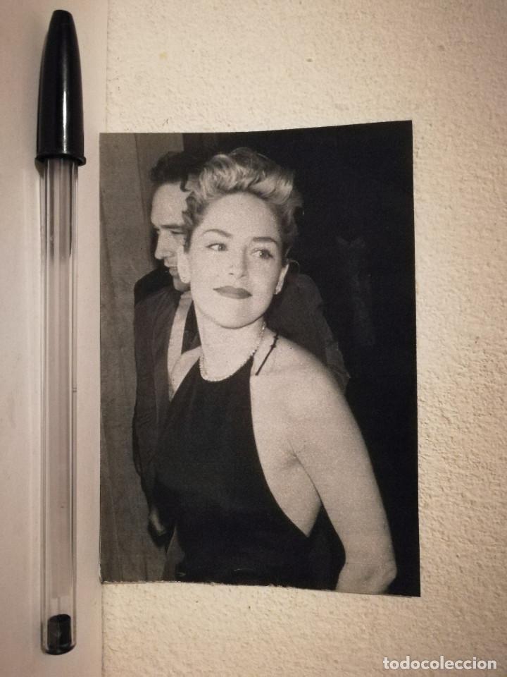 Kino: TARJETA ACARTONADA -9*13- SHARON STONE