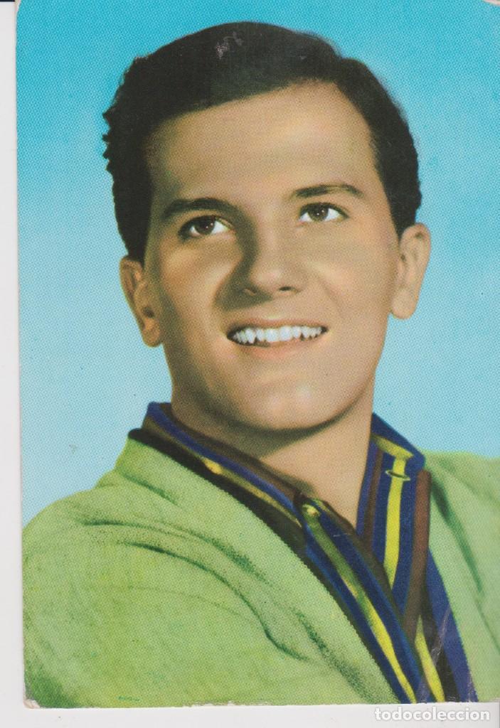PAT BOONE