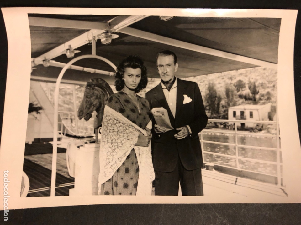 Cine: sofia loren y clifton webb.la sirena y el delfin 18 x 12 cm