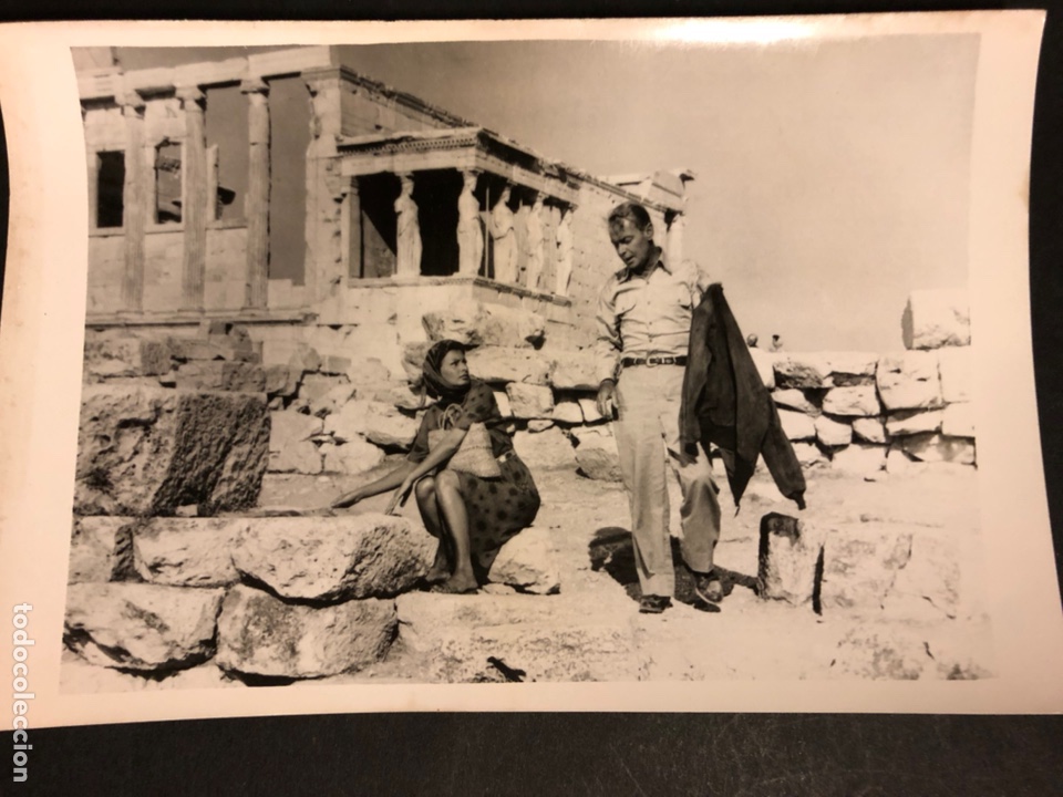 Cine: sofia loren y Alan ladd.la sirena y el delfin 18 x 12 cm