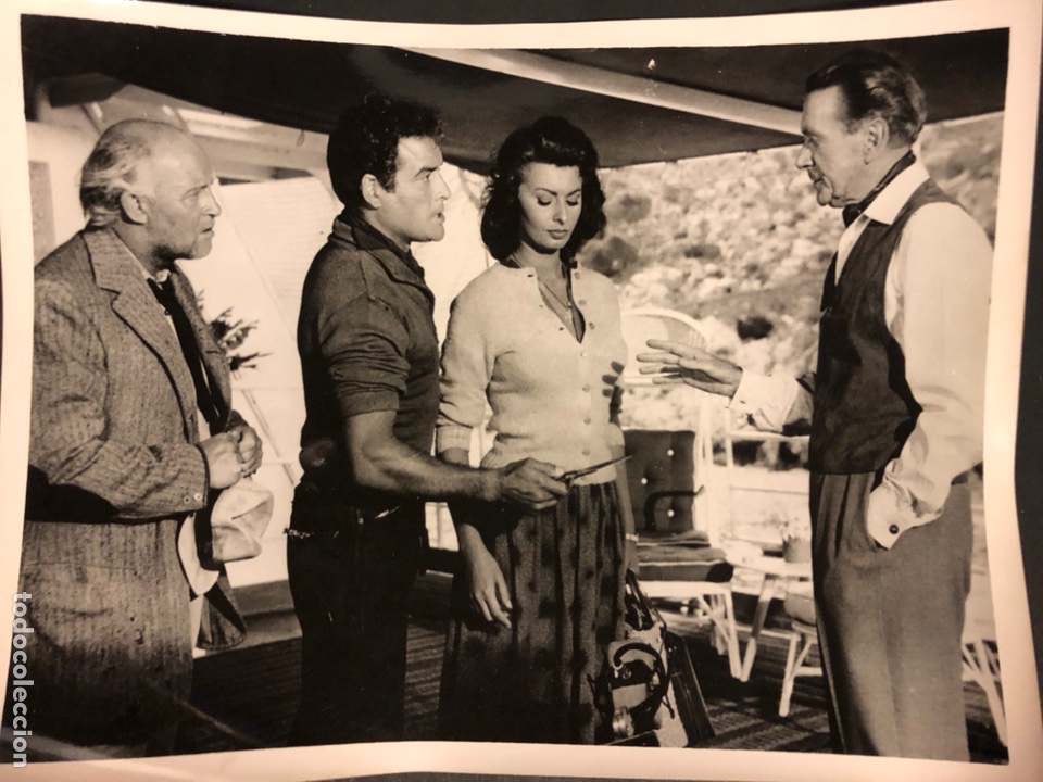 Cine: Foto original de Jorge mistral y sofia loren.la sirena y el delfin 18 x 12 cm