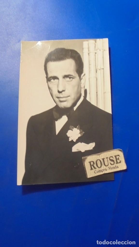 Cine: ANTIGUA FOTOGRAFIA - HUMPHREY BOGART 14X8,5 CM.