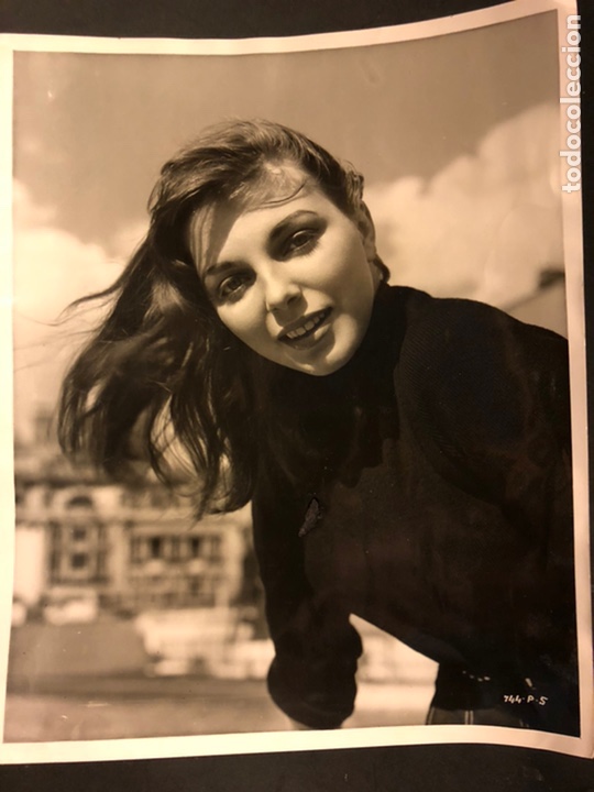Cine: Foto original de Joan Collins 25,5 x 20,5 cm