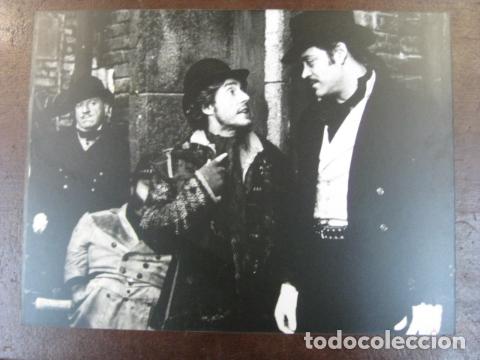Cine: Mack the Knife - FOTO ORIGINAL B/N - raul julia roger daltrey the who Menahem Golan