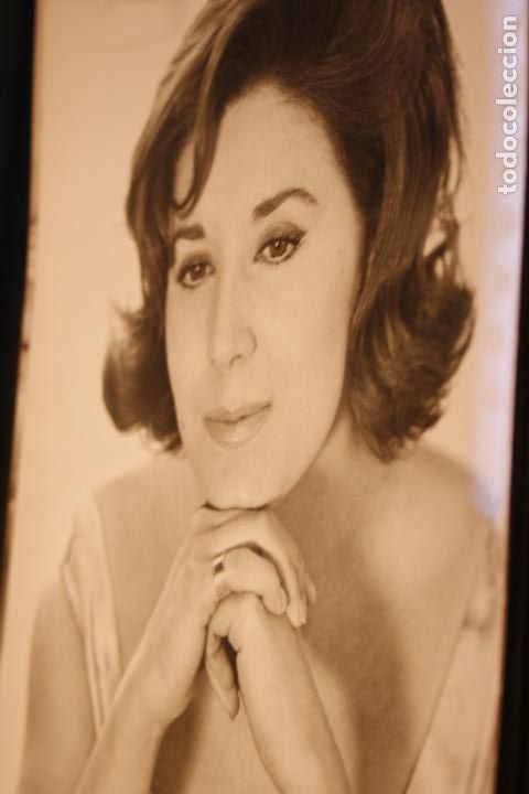 Cine: FOTO ORIGINAL CONCHA VELASCO  18 X 24 CMS LA BODA ERA A LAS DOCE RODAJE