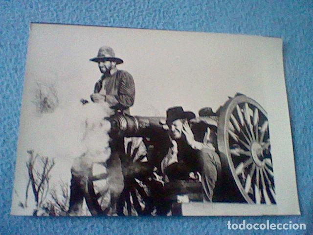 Cine: CHARRO PELICULA FOTOGRAFIA ELVIS PRESLEY 18 X 12 CMS WESTERN 1969 ***