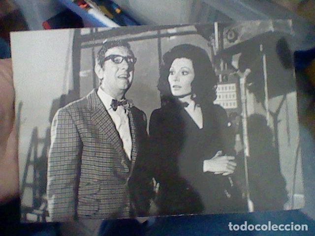 Cine: UNA CHICA CASI DECENTE  PELICULA ROCIO JURADO GOMEZ BUR FOTOGRAFIA 18 X 11,8 CMS APROX 1971