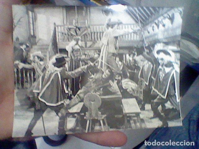 Cine: LOS TRES 3 MOSQUETEROS PELICULA FOTOGRAFIA 16 X 12 CMS APROX 1948 *
