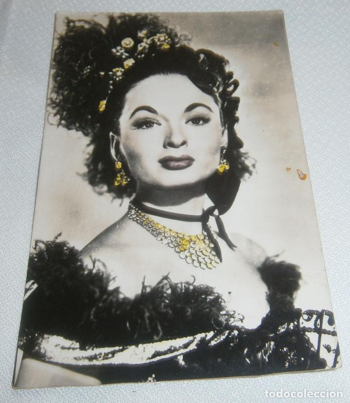 Kino: foto postal Ann Blyth circulada