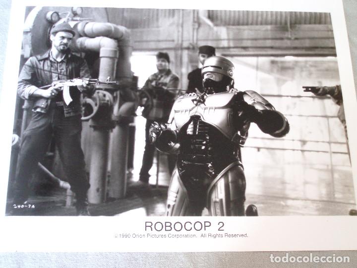 Cine: FOTO PROMOCIONAL. &rdquo;ROBOCOP 2 &rdquo; B/N 26X 20 DIR. Irvin Kershner