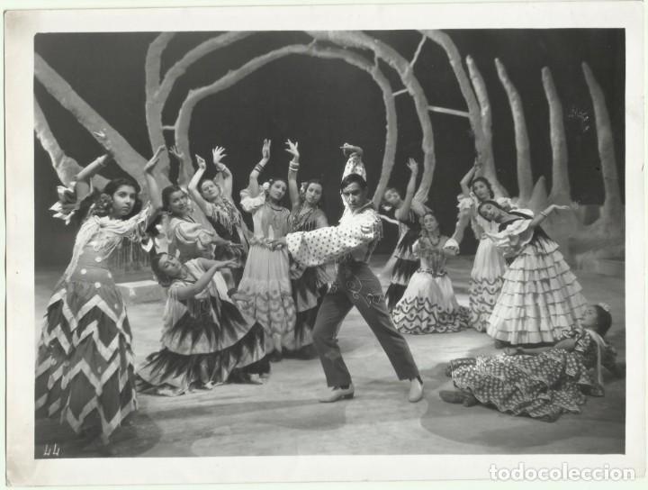 Cine: F31235 EMBRUJO LOLA FLORES JUAN /JOAN MAGRI&Ntilde;A FOTO B/N ORIGINAL ESPA&Ntilde;OLA