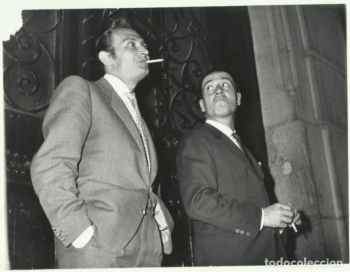 Cin&eacute;ma: F31300 TONY LEBLANC JOSE LUIS LOPEZ VAZQUEZ FUMANDO FOTO B/N ORIGINAL ESPA&Ntilde;OLA FOTOGRAFO BASABE