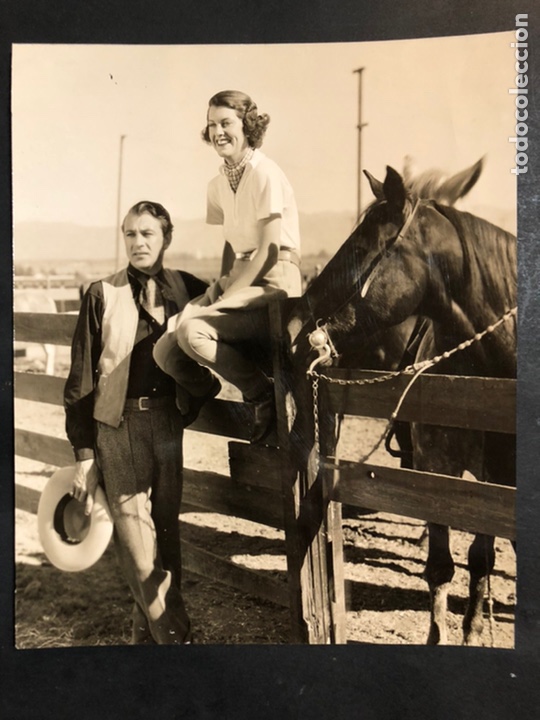 Cine: Foto original Paramount de Gary Cooper y su esposa Veronica Sandra Shaw 19,5 x 16 cm