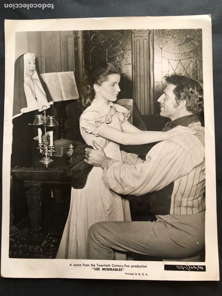 Cine: Foto original 20th century fox de Debra Paget y Michael Rennie.los miserables 25 x 20 cm