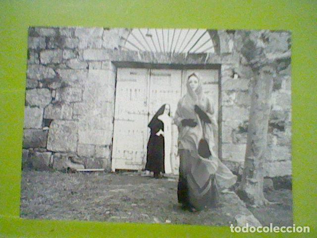 Cine: ESA MUJER CINE FOTOGRAFIA PELICULA 16,5 X 12 CMS APROX SARA MONTIEL CONVENTO