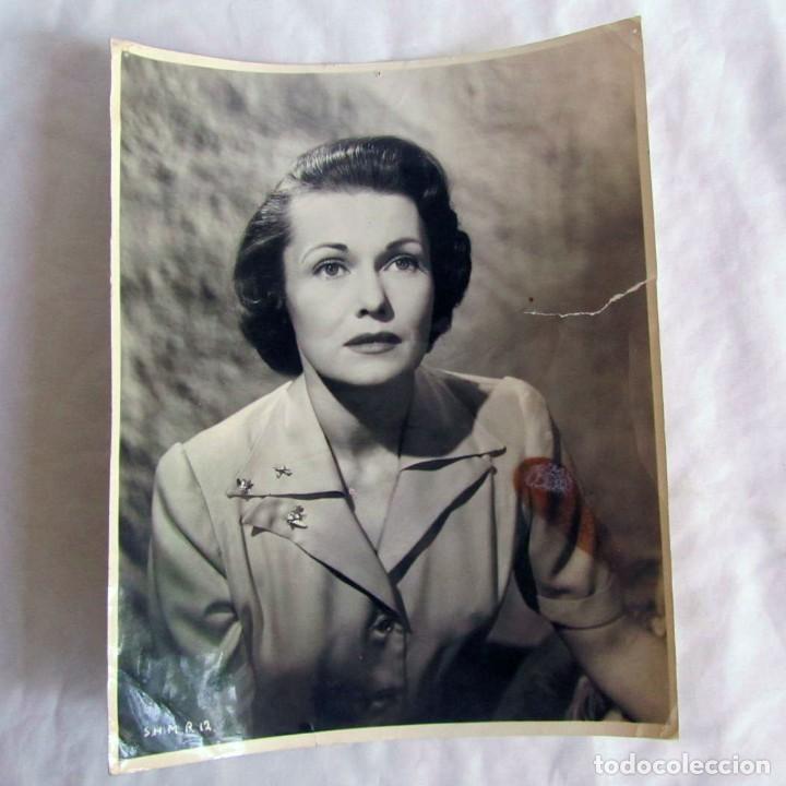 Cinema: Fotograf&iacute;a de la actriz brit&aacute;nica Elizabeth Joyce Heron en Escapade