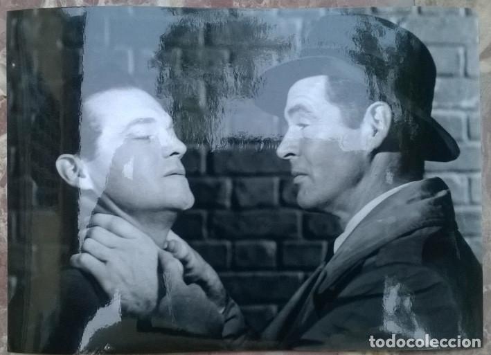 Cinema: foto de Abdruck Honorarfrei: Akt der Gewalt (Act of violence) Van Heflin/ Robert Ryan 1949 (18x13 cm