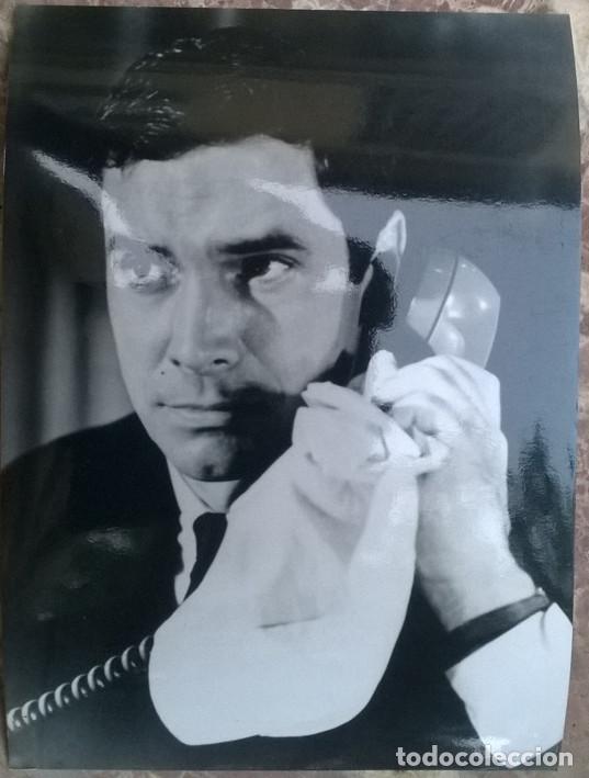 Cine: foto de Abdruck Honorarfrei: Jigsaw die nackte Tote 1976 Bradford Dillman (13 x 18 cm)