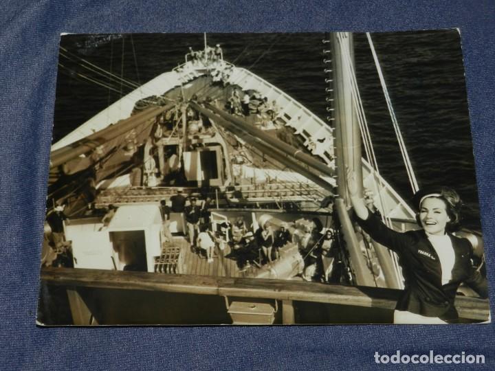 Cine: (M) CARMEN SEVILLA - FOTOGRAFIA ORIGINAL, 24 X 18 CM, SE&Ntilde;ALES DE USO