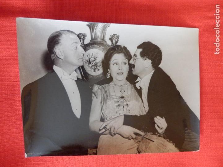 Cin&eacute;ma: groucho marx, una noche en la opera, fotografia b/n original, 12 x 16 cms. buen estado